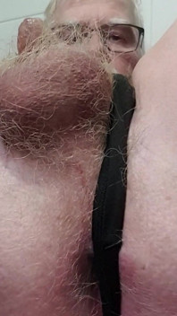 Tiny Dick Peeing and Cumming