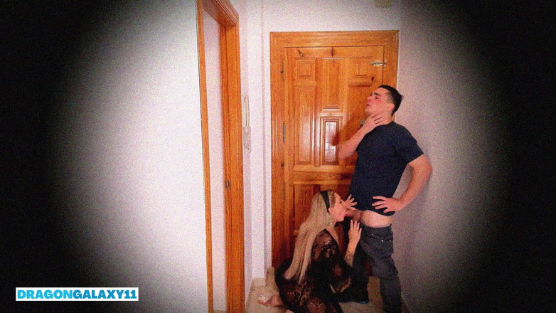 DragonGalaxy11: 내 인생에서 가장 흥미진진한 섹스를 했고, 잘생긴 배달원과 함께였다