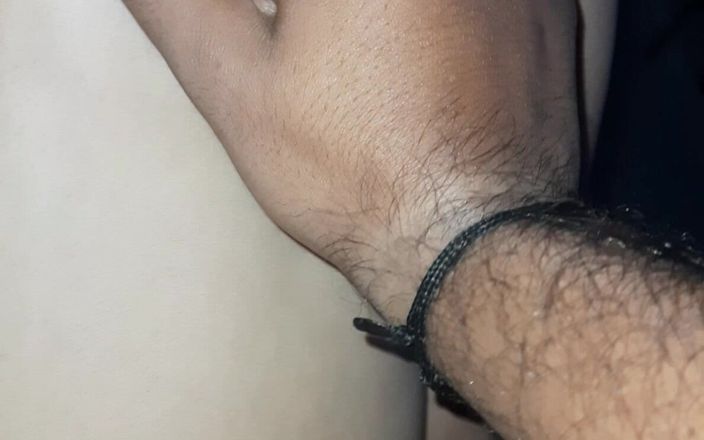 Chulbuli Bhabhi: 与嫂子发生性关系