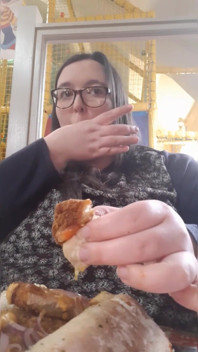 SSBBW tajné natáčení jídla s nevlastními rodinami (toto video nemá žádný zvuk)