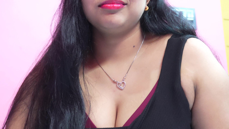 Neha bhabhi0832: Chefe o empregado, se a esposa do chefe não estava...