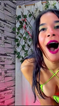 Pesta sepong kontol sama dua pelacur cantik sahabatnya dari kampus