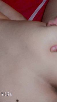 Dacă vrei să știi cum arată o fată excitată, atunci urmărește-mă cum mă fut