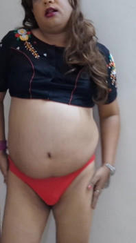 MILF Tuxedo From Sutta Dominica