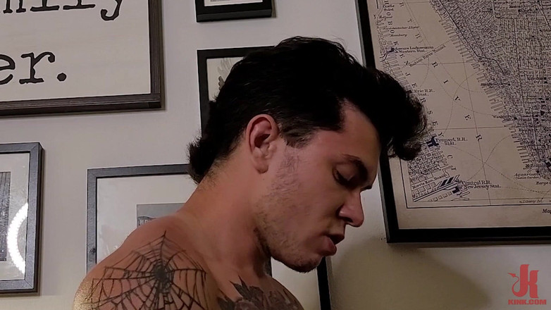 Kinky Bites Gay: Der Masseur: Clark Davis Fitt und Nick Fitt Raw