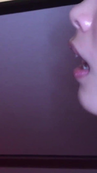 Japonská studentka s velkými prsy. Záběry z Going to a Stranger's House a Being Creampie