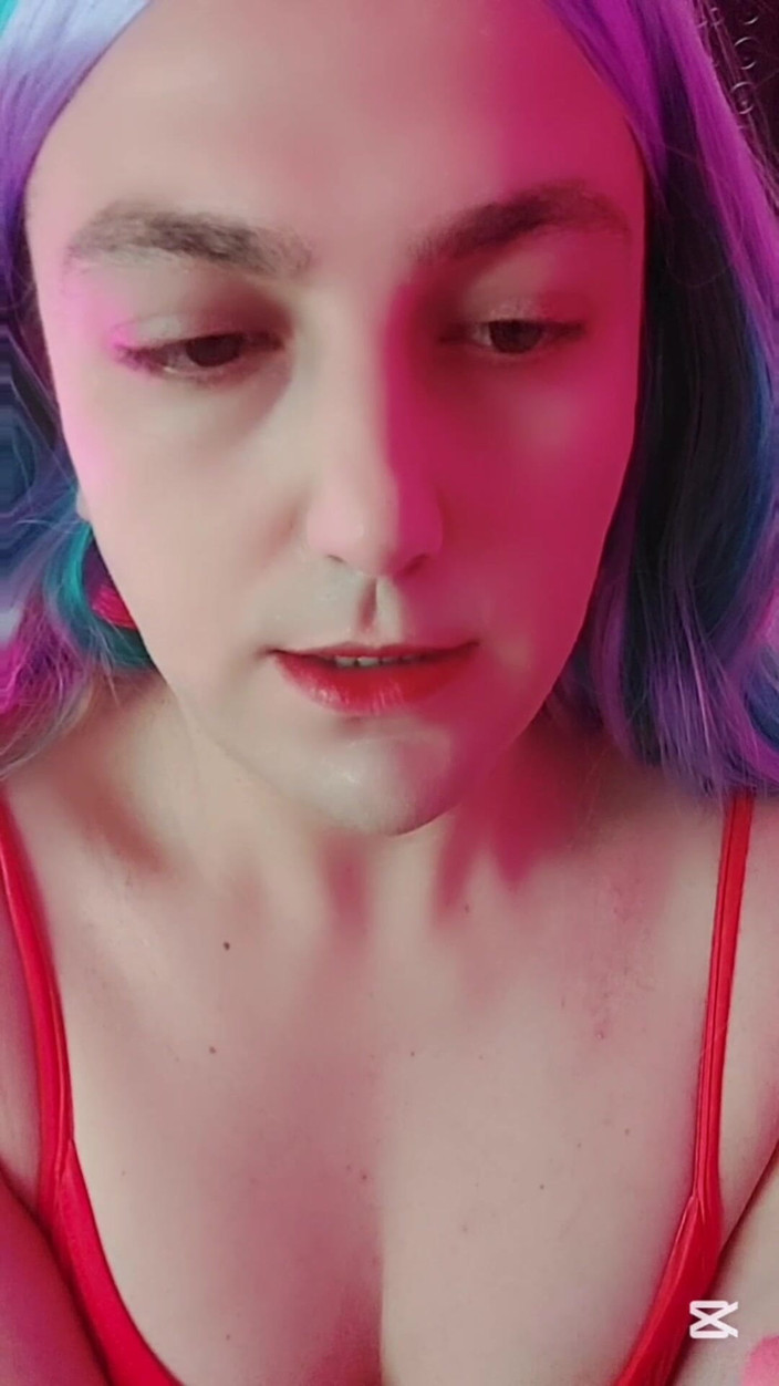 Kitty_Cross: Můj první výukový program s make-upem Glam Začněte s Kitty...