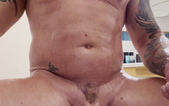 pussylove2013: Couldn’t Hold It