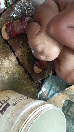 Queen4desi: Ungkap wajah mandi panas - queen4desi