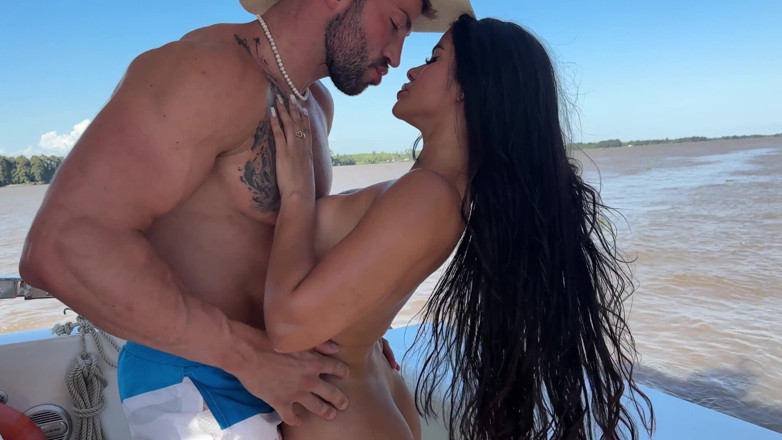 Maximo Garcia: Boat Sex Rampage with Maximo Garcia and a Perfect Body...