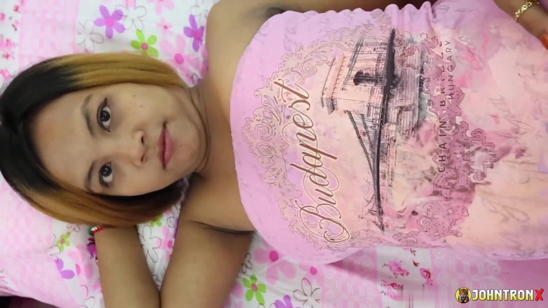 John Tron X: Johntronx - asiatică amatoare sexy adoră să sugă și să-mi fută pula...