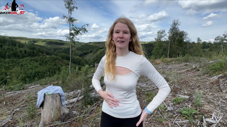Bikergirl_97: Wanderung Eskaliert Mit Ao Pussy Creampie