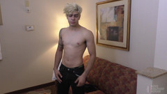 Boys half-way house: Ordine e avanzamento