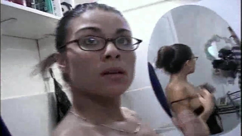 Orgsex: True amateur at home : Lorie