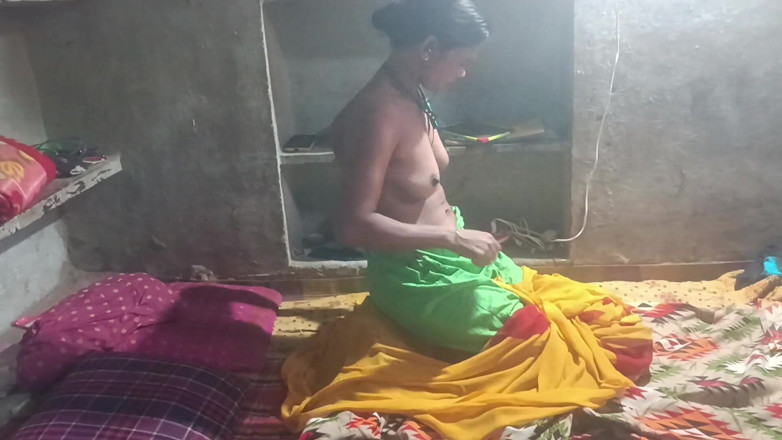 Hsar9898: Desi Bengali Hot Bhabi