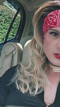 Kylie Babes Smoking Fetish Car Play