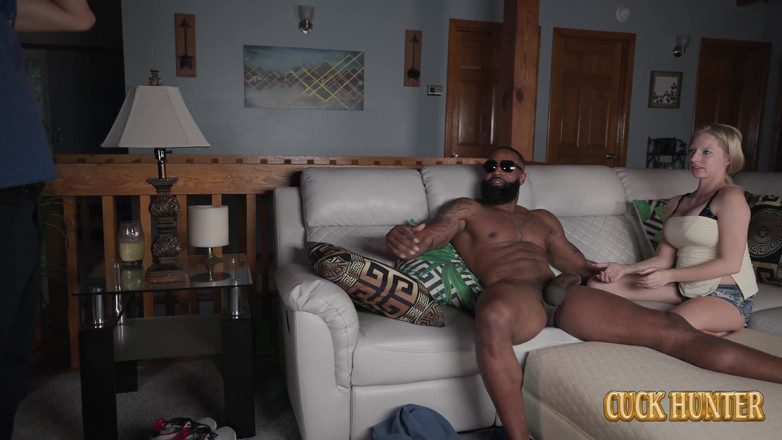 Cuck Hunter: Kejutan antar ras sama pria lain: gairah pixie kinzi