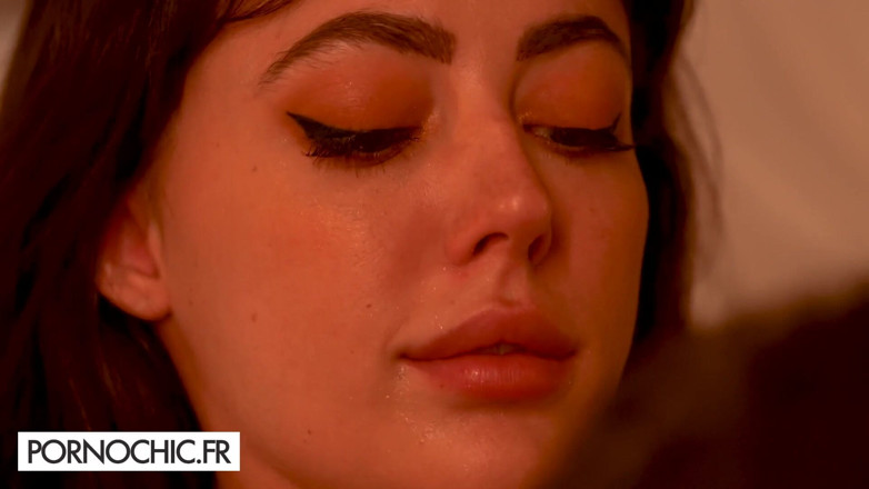 Pornochic: Sesso e sottomissione con Whitney Wright