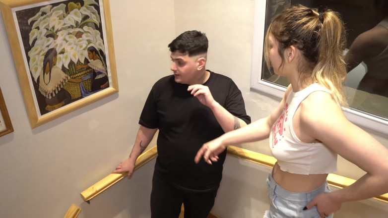 Knock Knock Club: Flickvän, den passar inte i min mun! Keila Bassi &amp;Yael Stc...