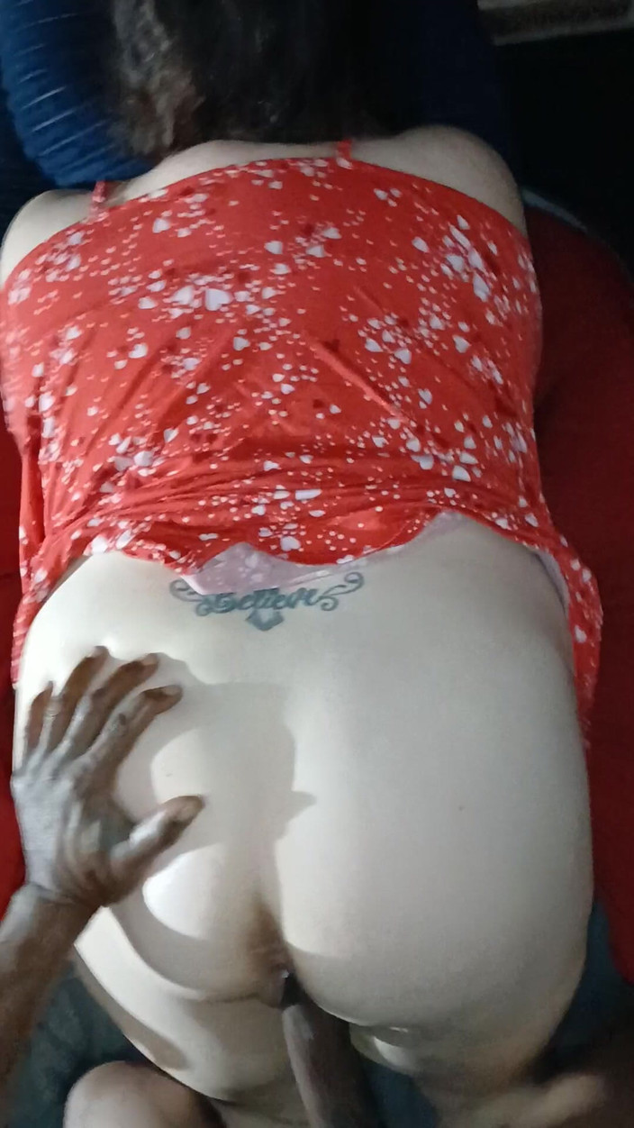 Big uhaul: 肛门训练润滑屁股并插入