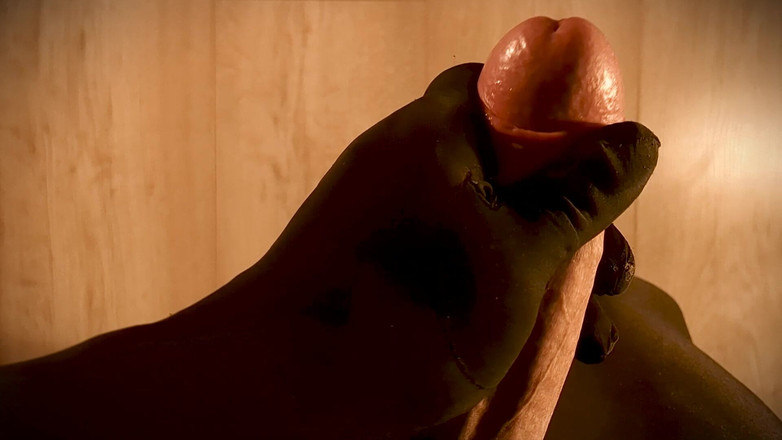 Julie Shine: Густа Сперма На Моїх Блискучих Чорних Колготках