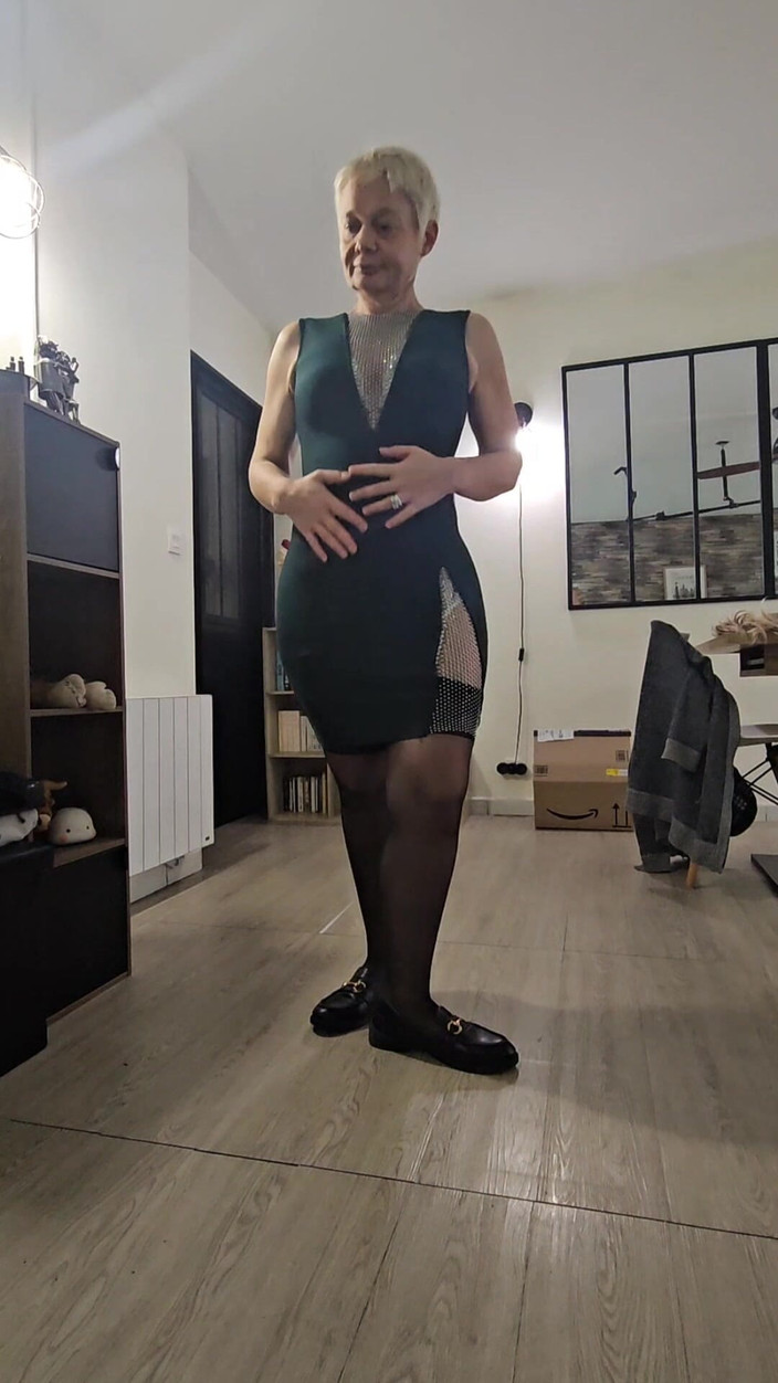 Sofy13: Sexy kování s slutty zralé MILF