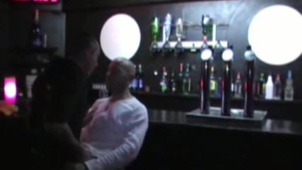 Jess Royan XXX: Puta follada en el bar por polla xxl