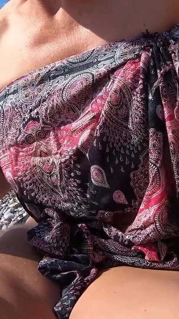 Jerking off My Boyfriend at a Beach - Quick Risky Outdoor Handjob with Huge Cumshot (Masked Fantasy) Jerking off My Boyfriend at a Beach - Quick Risky Outdoor Handjob with Huge Cumshot (Masked Fantasy)