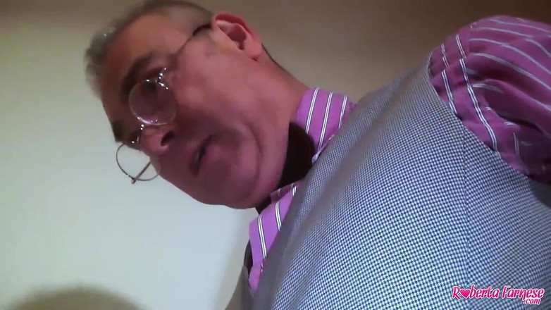 Topaweb: Lisa Amane Futută de profesorul negru