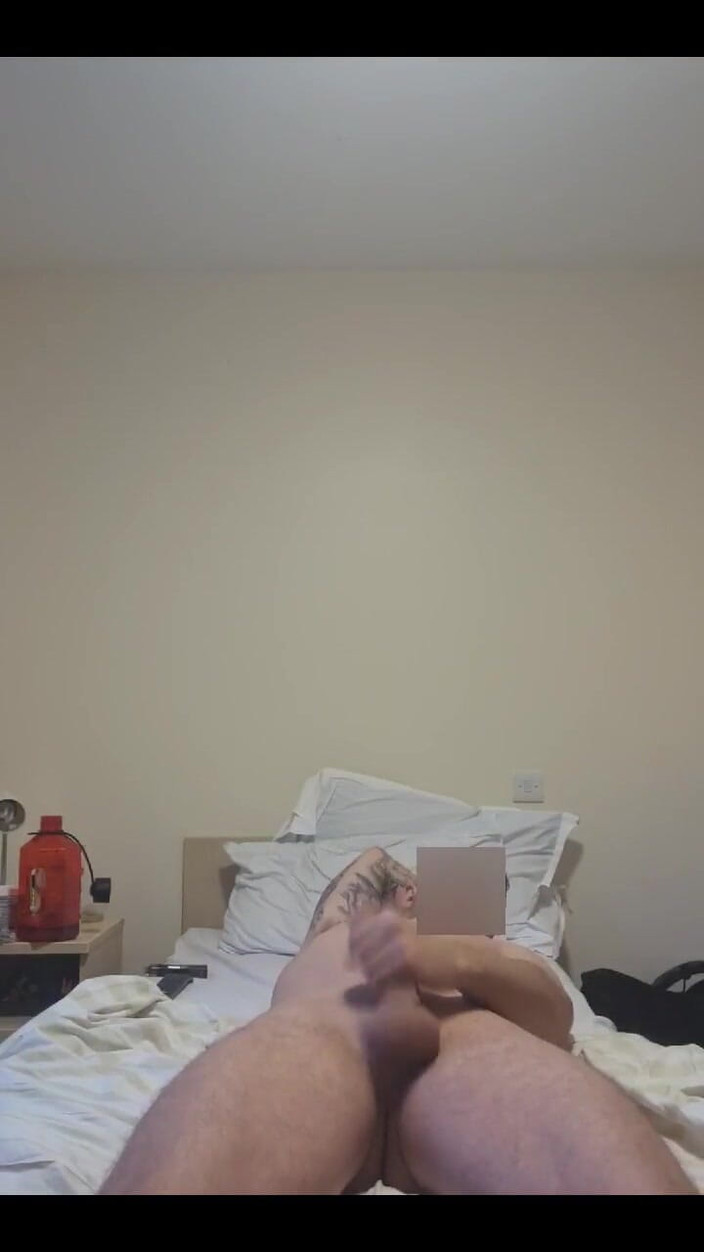 Englishtom20vip: 흑인 대물 자지에게 따먹히는 거유 밀프