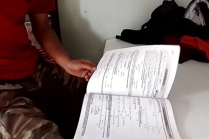 Gangbang straight: Tâm trạng tình dục trong khi học Chem amazing gay