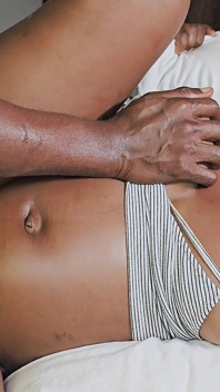 50歳の妊婦ママがジムのインストラクターに激しくセックスされる