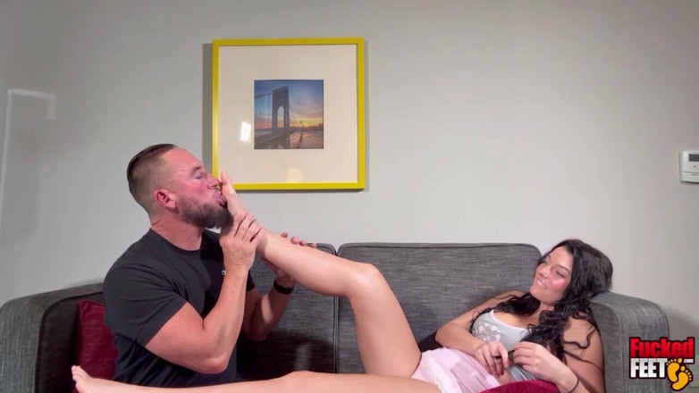 Fucked Feet: 새로운 소녀, Kloe Love!