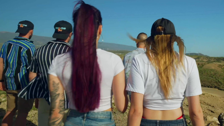 Jet sex prod: Un grup de parthouze francezi în natură