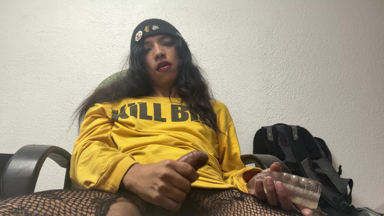 My hottest videos: Gran polla trans novia se masturba hasta que se corre