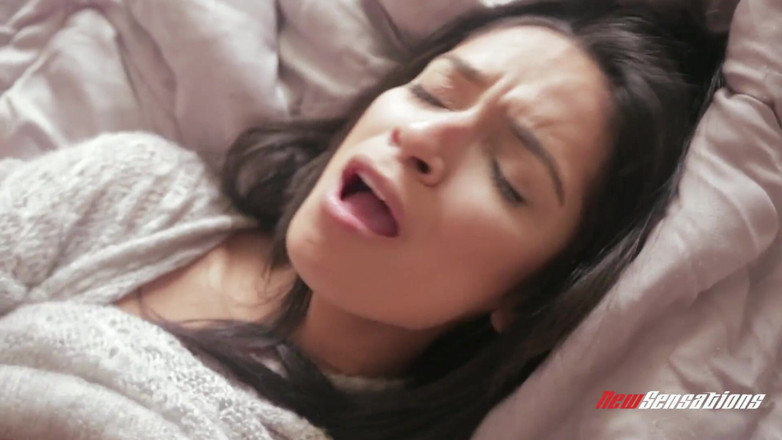 New Sensations: Jasmine Rain - Большой хуй для милашки No03