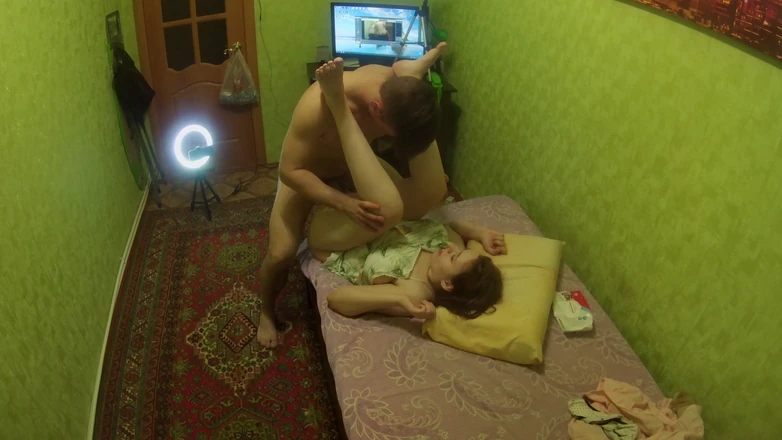 Jay_Marish: Üvey baba üvey kızını sert sikiyor