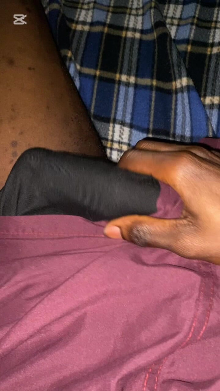 Slimniqqa: Stroking BBC After Hitting the Gym