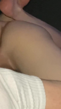 Amatérská creampie s nevlastní sestrou