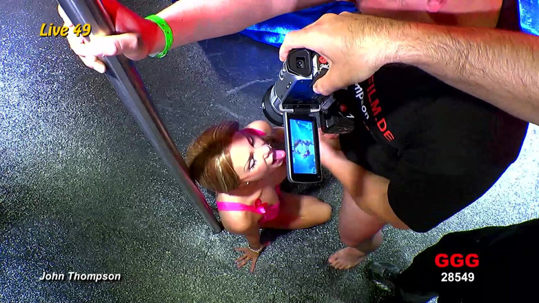 Teen clips and best blowjobs: Ggg john thompson - 女郎第一次群交呻吟着想要更多巨大的鸡巴和射液