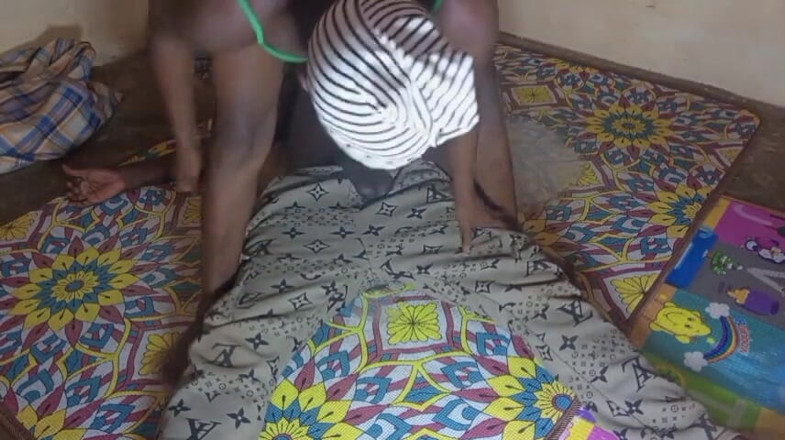 Pornsexlive: Tenant Fucks His Landlord's Wife