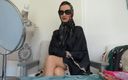 Lady Victoria Valente: Di Fitting Studio Satin: 5 jilbab dan sarung tangan baru bagian 3