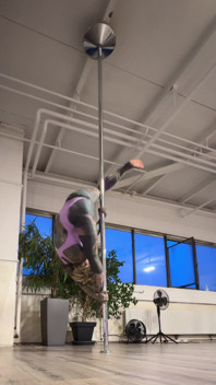 Do You Like My New Poledance Trick?follow Me for Mor Wild Content Now.