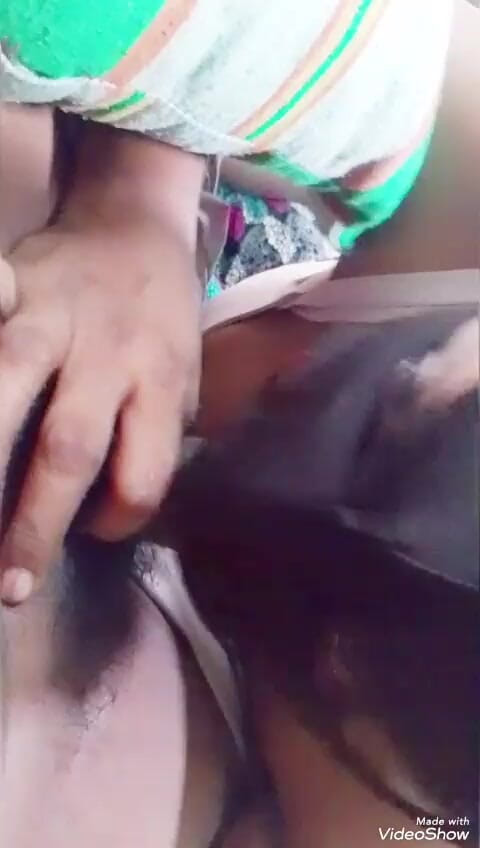 Busyperera: 性感女友口交和口爆