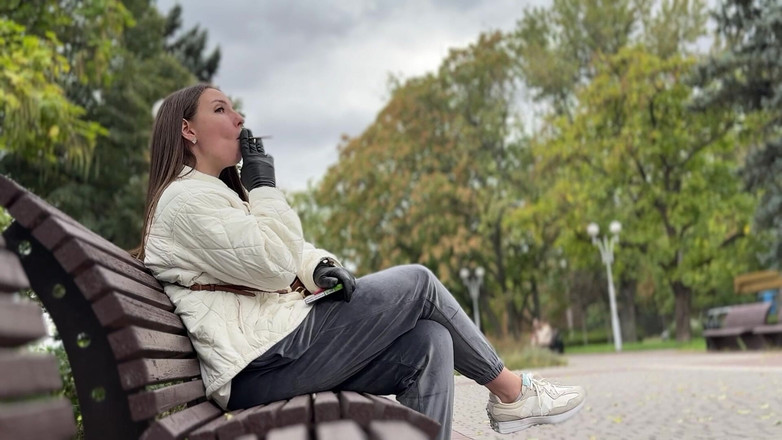 Hottie goddess: Baumeln, rauch spucken, blick pOV