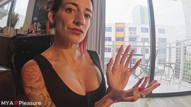 MYA Pleasure: Belas kasihan melancap gangguan