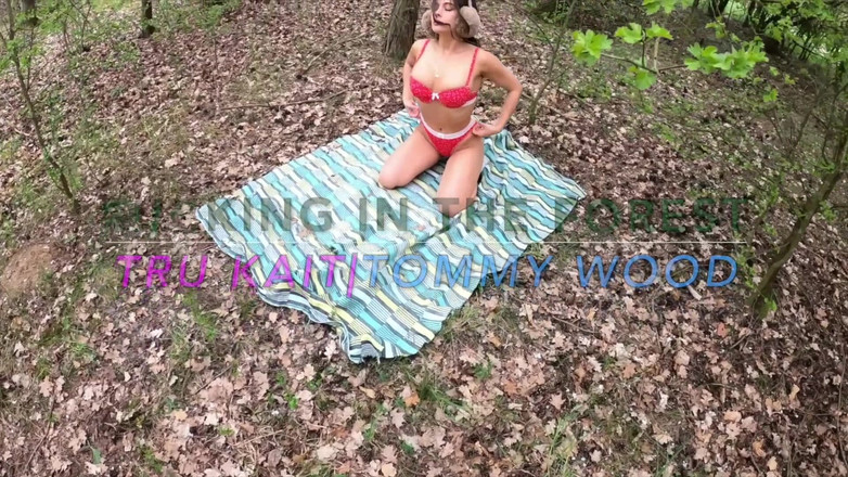 Tommy Wood XXX: Latinoamerická Pornohvězda Tru Kait S Velkým Zadkem Šuká V Přírodě