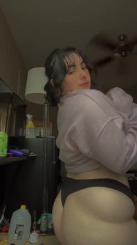 Göğüslerimin sevimli olduğunu mu düşünüyorsun?