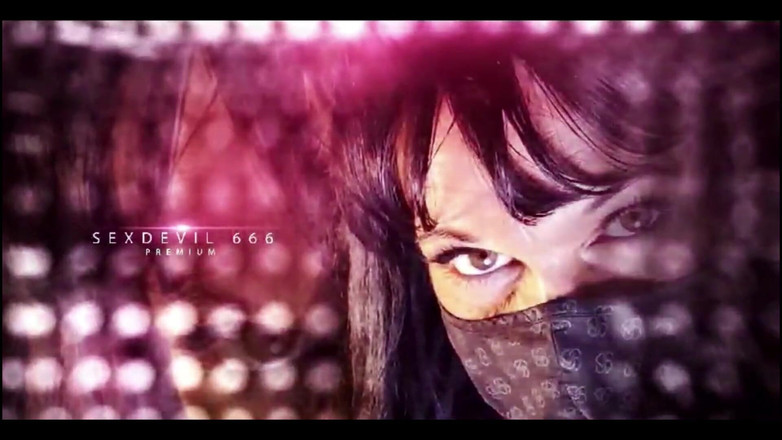 Miss Lilith devil: Merhaba aşkım, bu havada seni neşelendirecek bir şeyim var