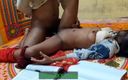 Indian XXX Reality: Desi vesnická přítelkyně hit sex
